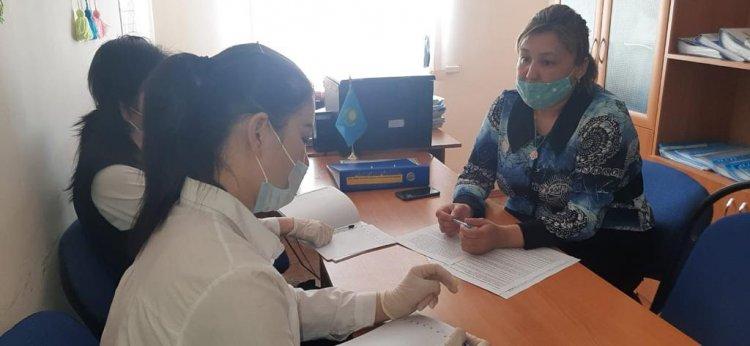 Жас мамандармен жұмыс