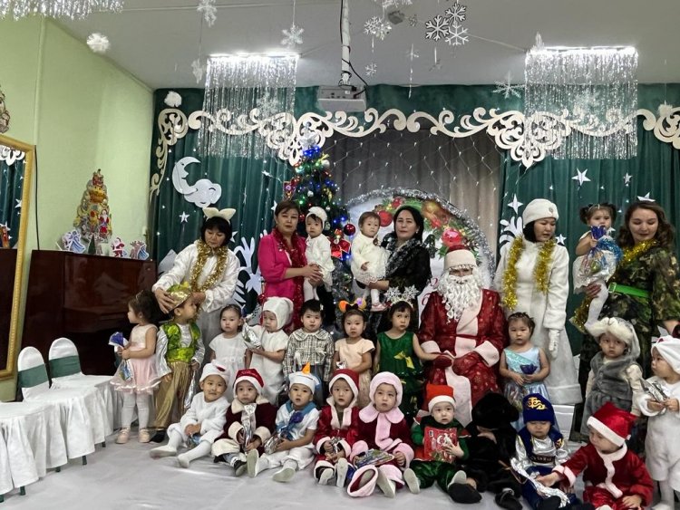 Жаңа жылдық ертеңгілік