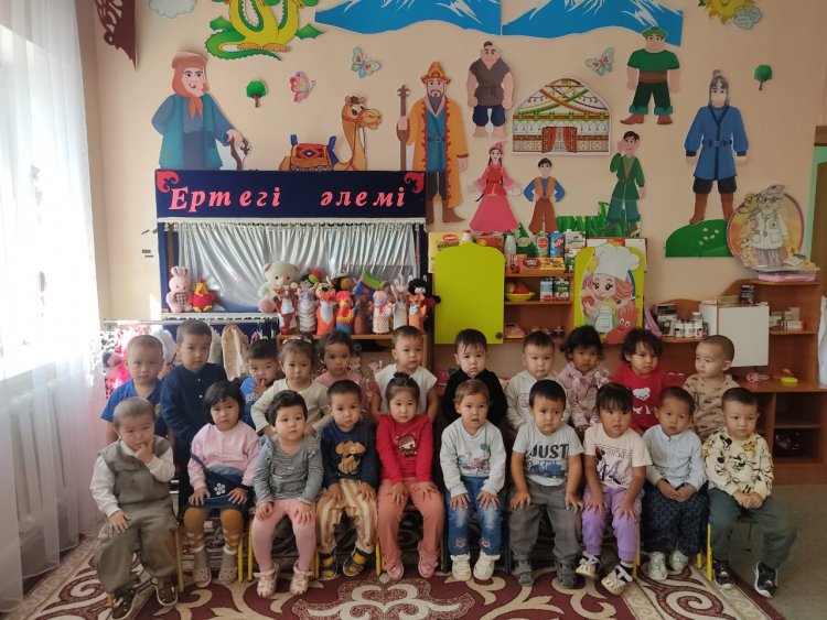 "Алпамыс" ортаңғы тобы 3 жастағы балалар 25 бала