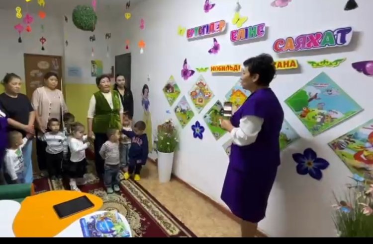 "Балаларға базарлық" мобильді кітапхана